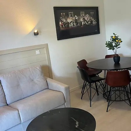 T3 Renove Jardin Parking Clim Apartment